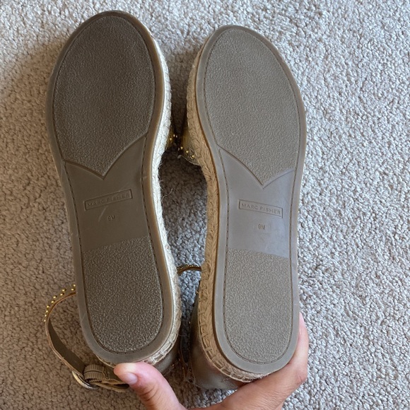 Marc Fisher Jarquis micro-studded scalloped edge metallic espadrille flats - Picture 4 of 8